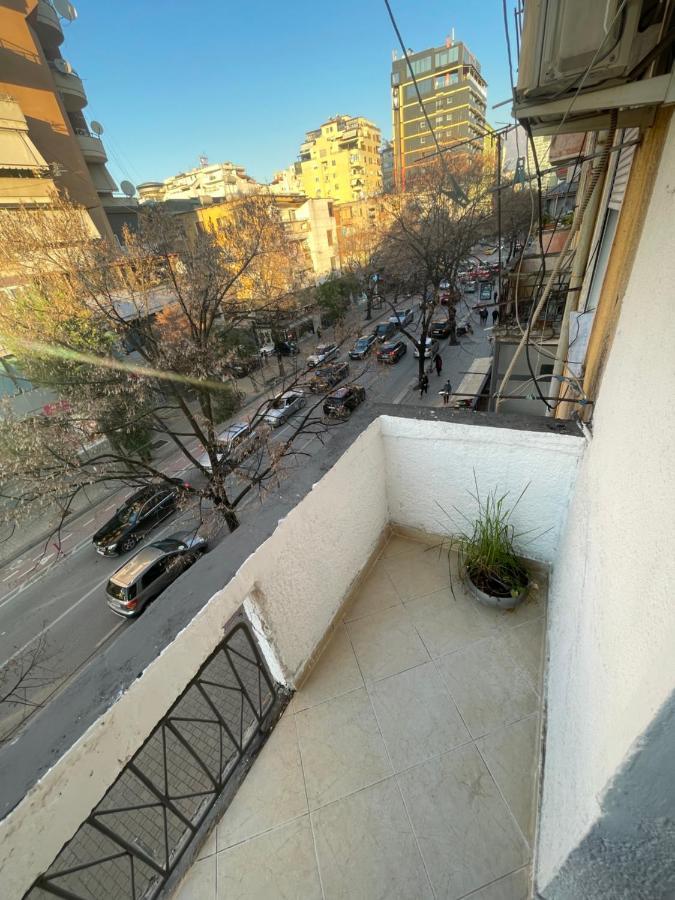 Lacasa-Wilson Square Tirana Buitenkant foto